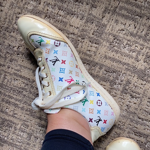 Louis Vuitton sneakers - Picture 2 of 15